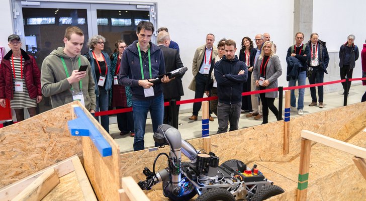 Innovation, Benchmarking und Ausbildung für die Robotik der Zukunft