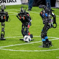 Technologischer Wettstreit auf dem Rasen – wenn autonome Roboter beim Fußballspielen zu Höchstform auflaufen
