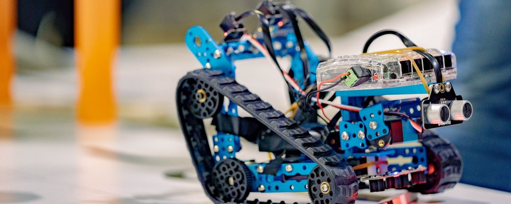 RoboCupJunior: Ein Blick hinter die Kulissen mit Marek Suppa